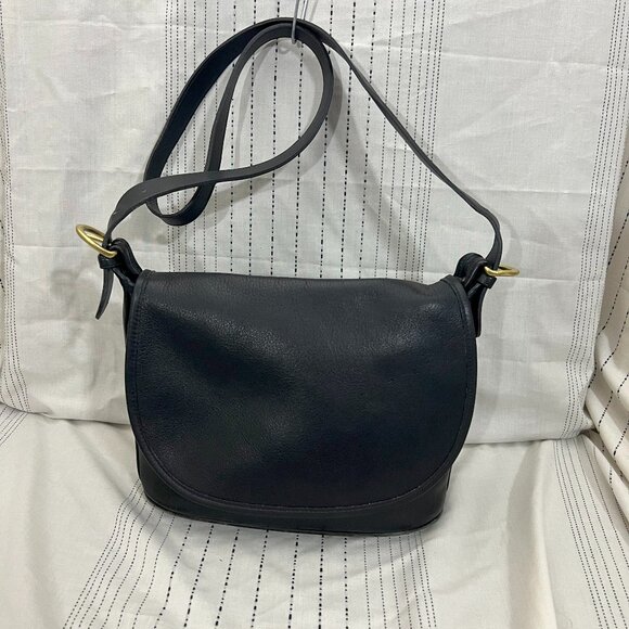 Vintage Coach 4150 Made in USA Fletcher Saddle Bucket Crossbody Bag Flap Black
